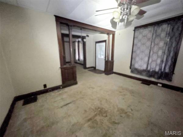 247 W Main ST, Carthage, IL 62321