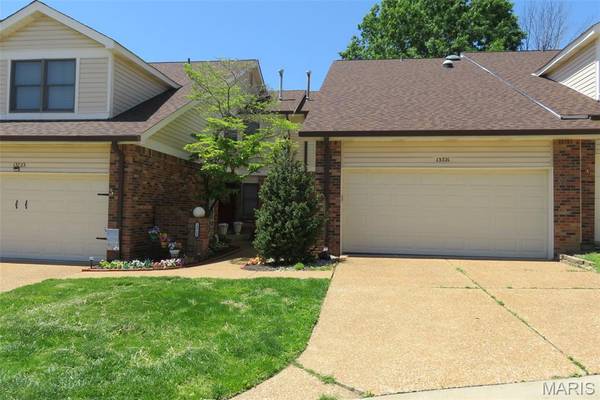 13721 La Conte CT, St Louis, MO 63128