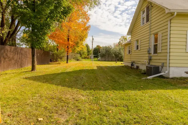 302 6th ST NW, Little Falls, MN 56345