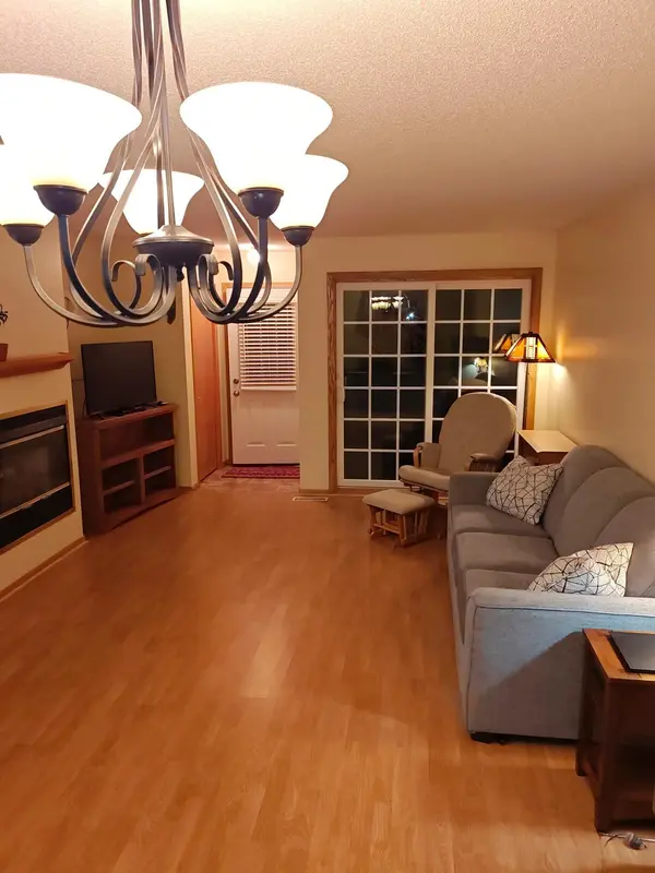 691 85th LN NW #2, Coon Rapids, MN 55433