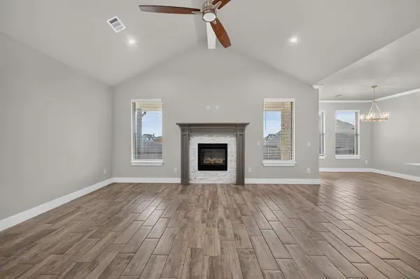 3112 Pinnacle Peak DR, Yukon, OK 73099