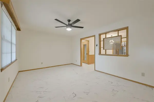 4748 Woodview DR, Del City, OK 73115