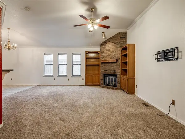 7804 NW 82nd ST, Oklahoma City, OK 73132
