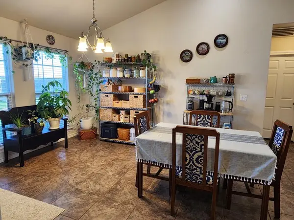 3025 White Tail DR, Altus, OK 73521