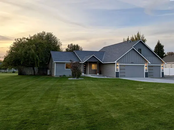 4403 Mount Daniel Court, West Richland, WA 99353
