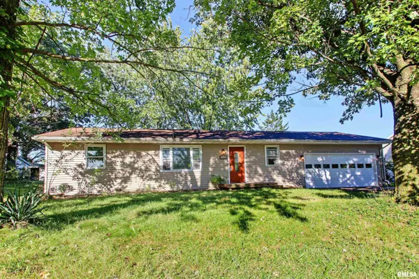 712 S STATE RD, Mendon, IL 62351