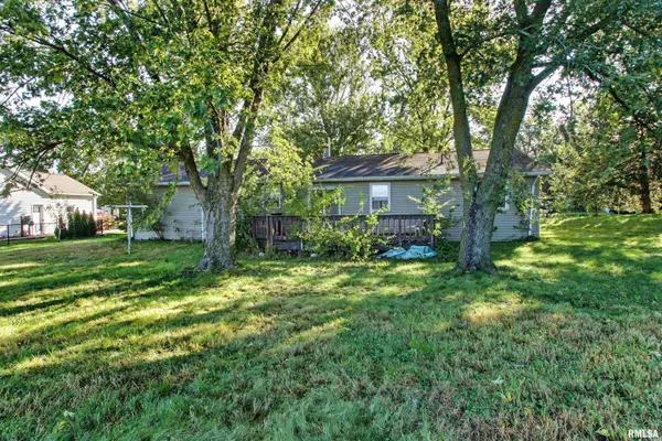 712 S STATE RD, Mendon, IL 62351