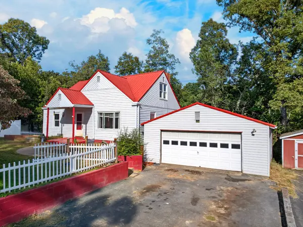 4048 Ridge Rd, Kingsport, TN 37660