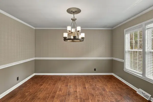 104 Trout Valley Dr, Hendersonville, TN 37075