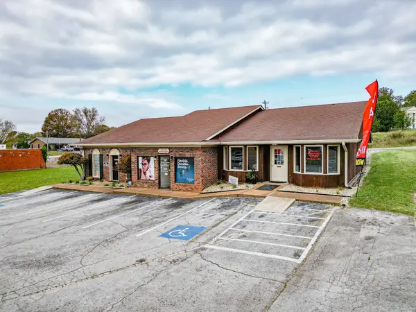 1223 Hatcher Ln, Columbia, TN 38401