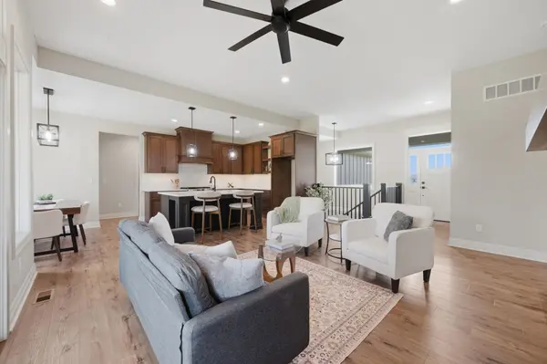1493 W Cozy Hollow Ct, Goddard, KS 67052
