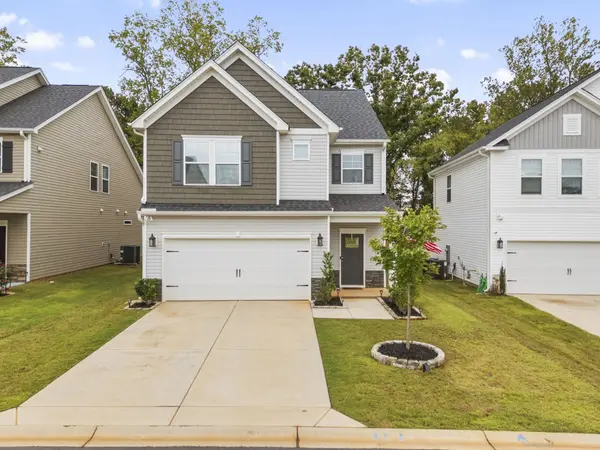 1157 Forestbrook LN, Spartanburg, SC 29303