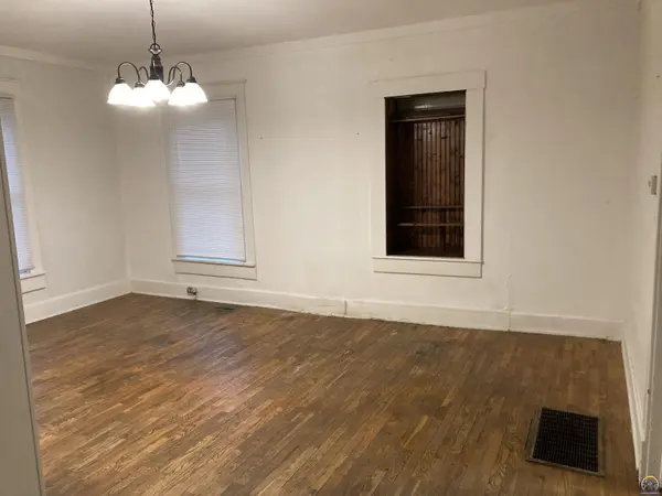 1918 SW Lincoln ST, Topeka, KS 66604