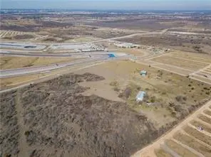 8218 Elroy RD, Del Valle, TX 78617