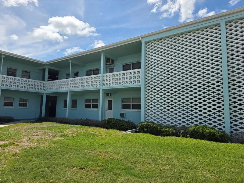 7050 SUNSET WAY #12, St Pete Beach, FL 33706