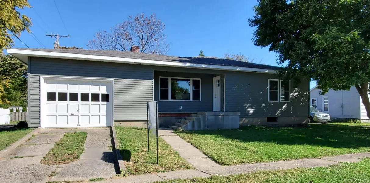 303 N Second ST, Kentland, IN 47951