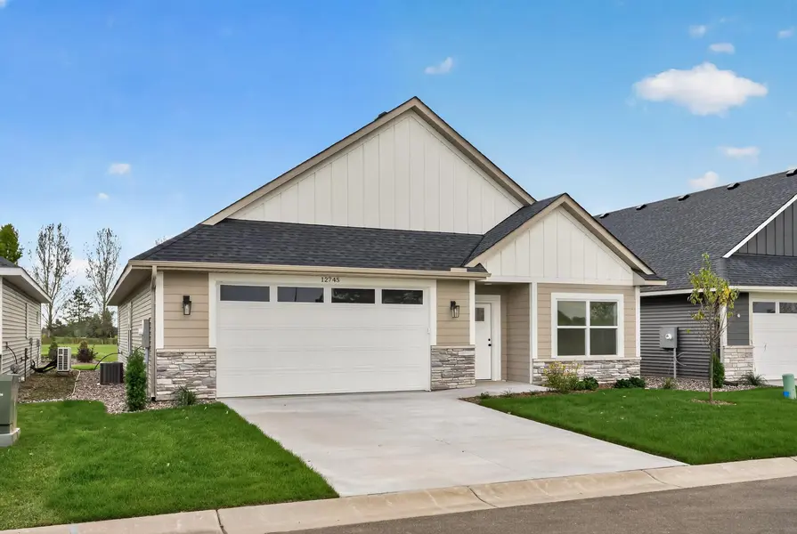 12745 292nd LN, Lindstrom, MN 55045