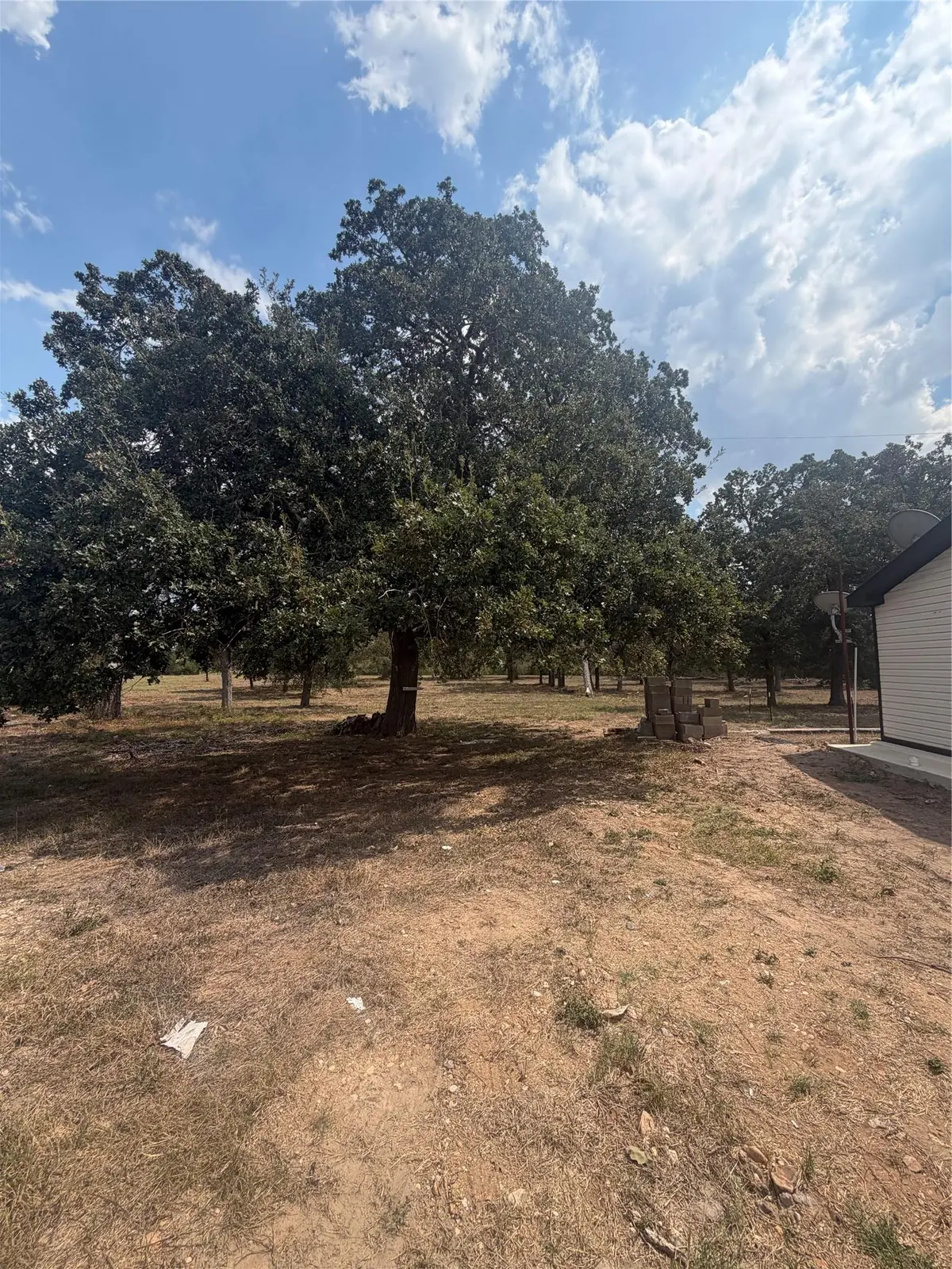 161 Phelan RD, Bastrop, TX 78602
