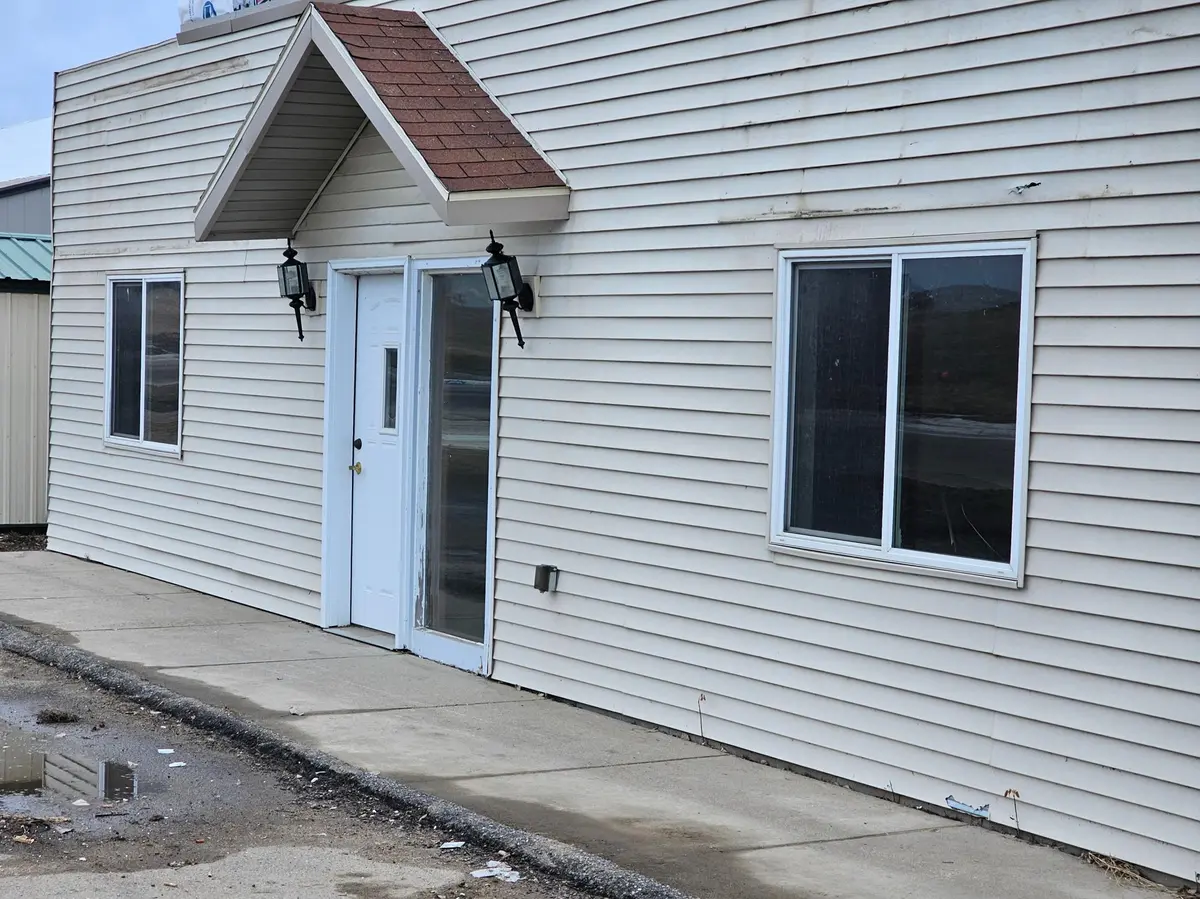 4078 71 HWY NE, Willmar, MN 56201