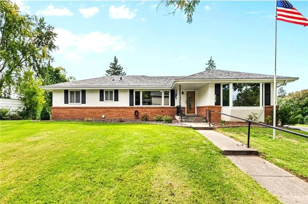 13881 90th AVE N, Maple Grove, MN 55369
