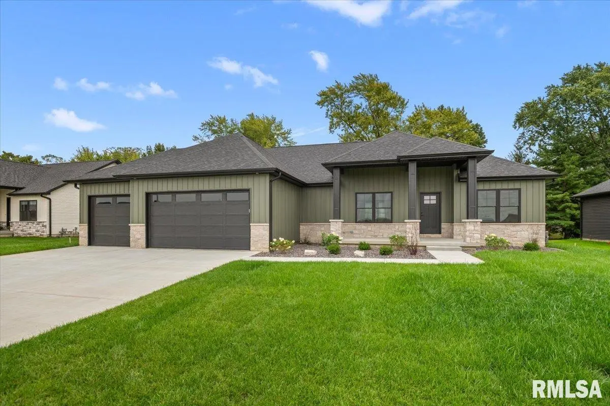 604 SLOAN DR, Springfield, IL 62711