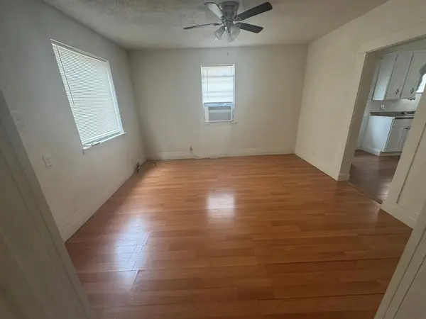314 Arthur Street, Mcgregor, TX 76657