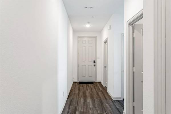 5114 Springlake Parkway, Haltom City, TX 76117
