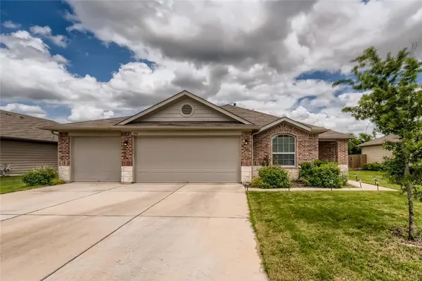 192 James Adkins DR, Kyle, TX 78640