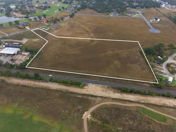 1901 Ballinger DR, Spicewood, TX 78669