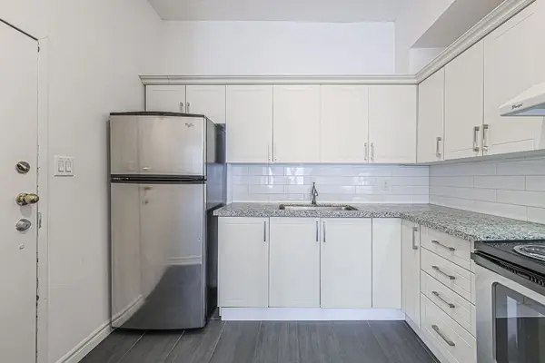 650A Queen ST W ##1, Toronto C01, ON M6J 1E4