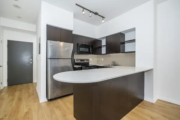 35 Hayden ST #1110, Toronto C08, ON M4Y 3C3
