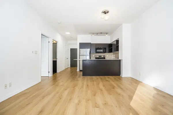 35 Hayden ST #1110, Toronto C08, ON M4Y 3C3