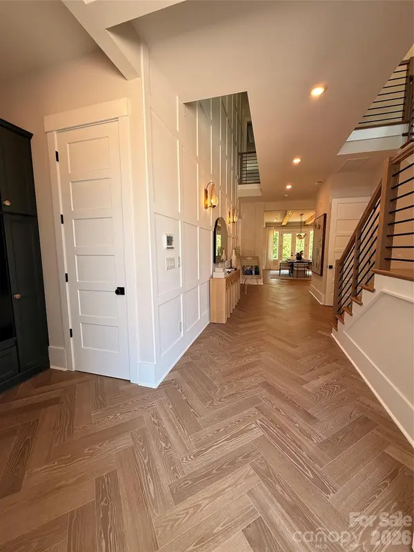 7455 Paddle LN #057, Sherrills Ford, NC 28673