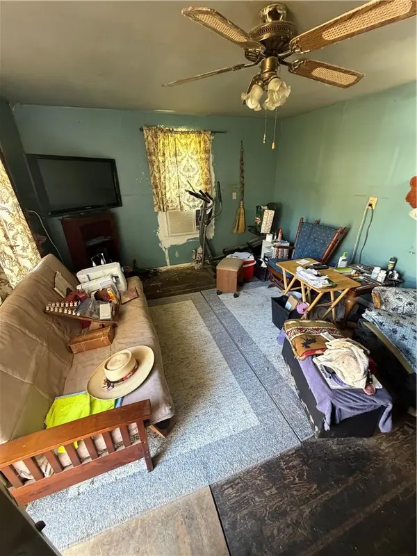 203 S 7th ST, Lexington, MO 64067