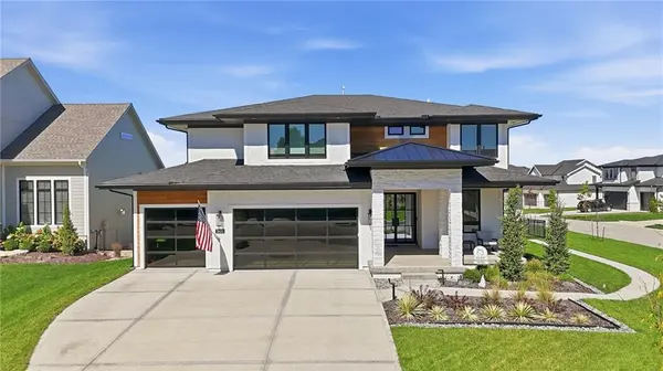 3800 W 187th ST, Overland Park, KS 66085