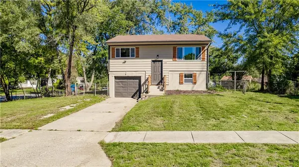 1515 N Osage TRL, Independence, MO 64058