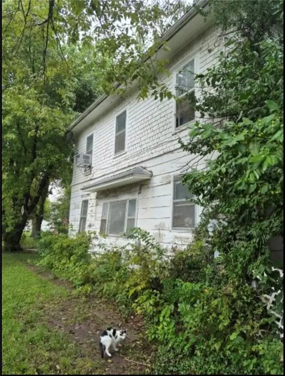 111 S Oak ST, Ottawa, KS 66067