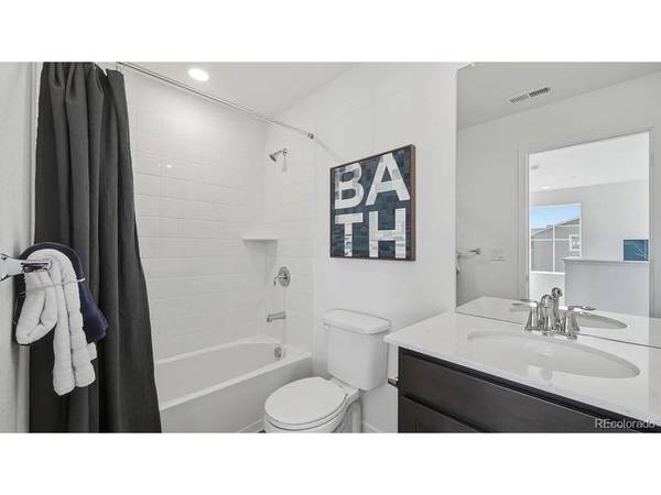2038 Crested Lark, Fort Collins, CO 80528