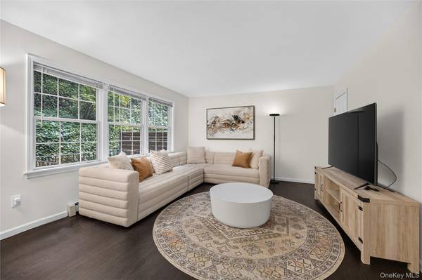 13 Cedar PL, Rye, NY 10580