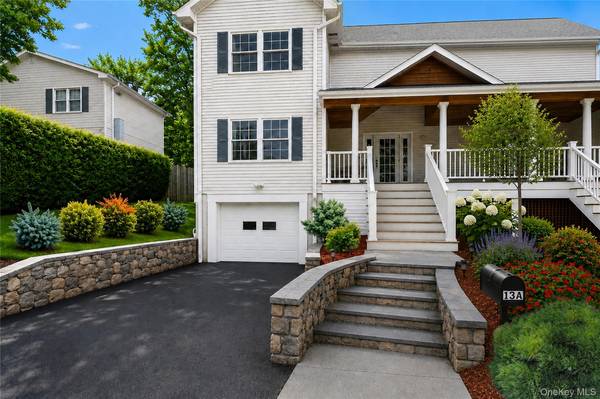 13 Cedar PL, Rye, NY 10580