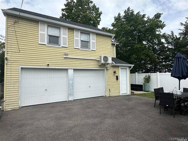 9 Court ST #1 Rear, East Rockaway, NY 11518