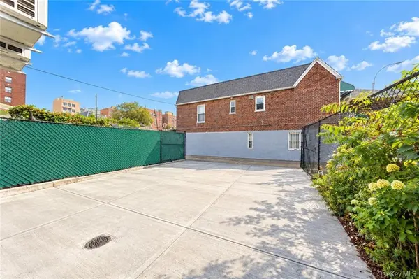 1804 Avenue W, Brooklyn, NY 11229