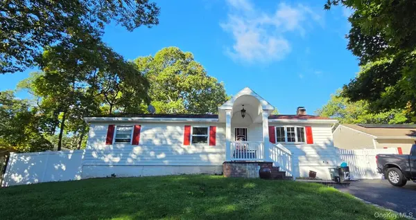 12 Nord Park BLVD, Middle Island, NY 11953