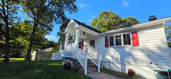 12 Nord Park BLVD, Middle Island, NY 11953