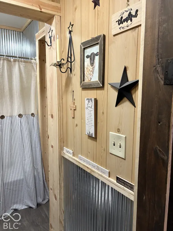 3054 S Cates RD, Kingman, IN 47952