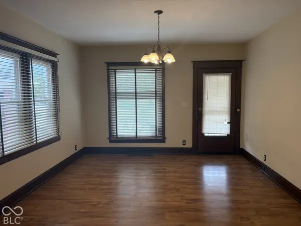 1104 N Oakland AVE, Indianapolis, IN 46201