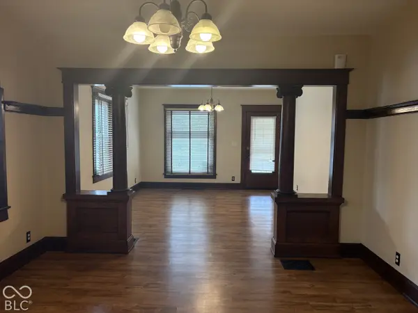 1104 N Oakland AVE, Indianapolis, IN 46201