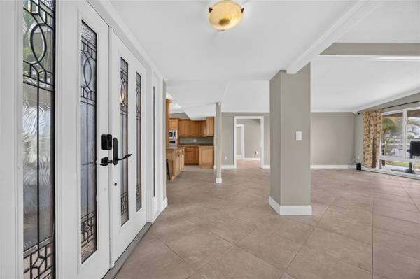182 BEENEY RD SE, Port Charlotte, FL 33952