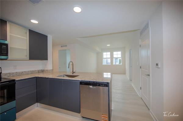 5563 MILLENIA PARK BLVD #317, Orlando, FL 32839