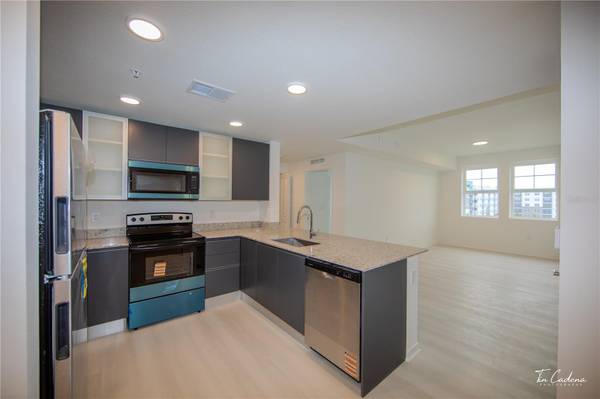 5563 MILLENIA PARK BLVD #317, Orlando, FL 32839